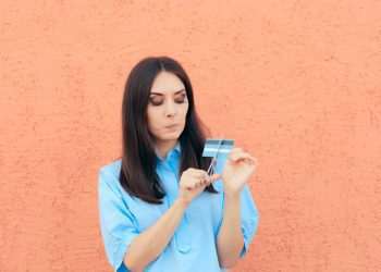 Poder de compra comprometido deve afetar Semana do Consumidor