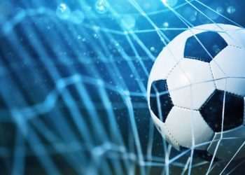 Bancos e consultorias agora disputam espaço no futebol