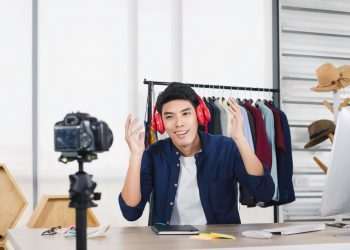 Brasileiros de 25 a 44 anos representam mais de 44% do total de compradores do live commerce