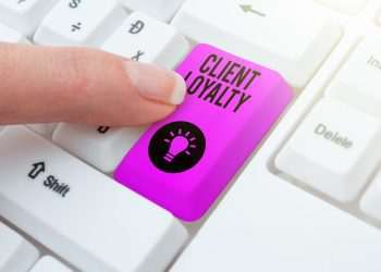 Programas de fidelidade que permitem não só coletar dados dos consumidores, mas também alavancam o engajamento com os consumidores.