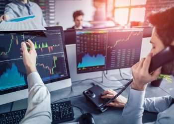 Lucro das empresas cresce 235% e salta para R$ 228 bilhões em 2021