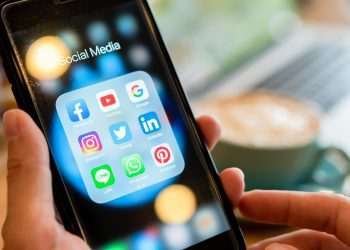 Redes sociais varejo