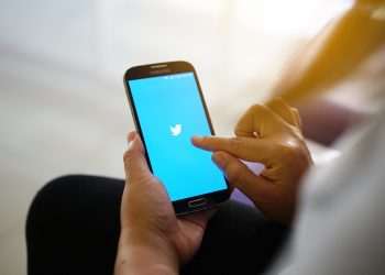 -twitter-tem-lucro-de-us-513-mi-e-amplia-receita-e-base-de-usuarios-no-1o-tri