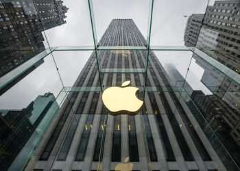 União Europeia afirma que Apple abusou de seu domínio no mercado de carteiras móveis