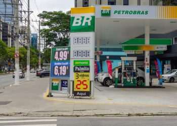 Cade abre nova investigação sobre preços fixados pela Petrobras