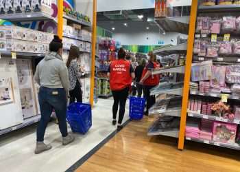 Economia dos EUA desacelera, mas recessão é "improvável" no curto prazo, diz NRF