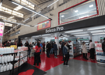 Ikesaki - Fotografo - Carlos Eduardo Ribeiro Filho