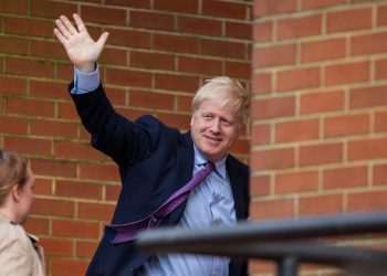 Após meia centena de demissões, Boris Johnson renuncia ao cargo de premiê britânico