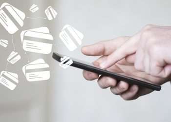 Comércio eletrônico perde fôlego com juro alto e pandemia arrefecida