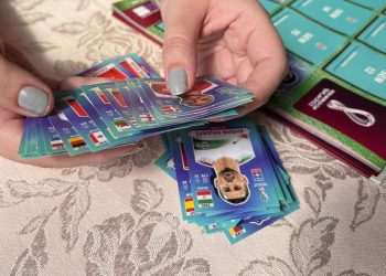 Álbum da Copa faz faturamento das bancas de revistas crescer até 347%