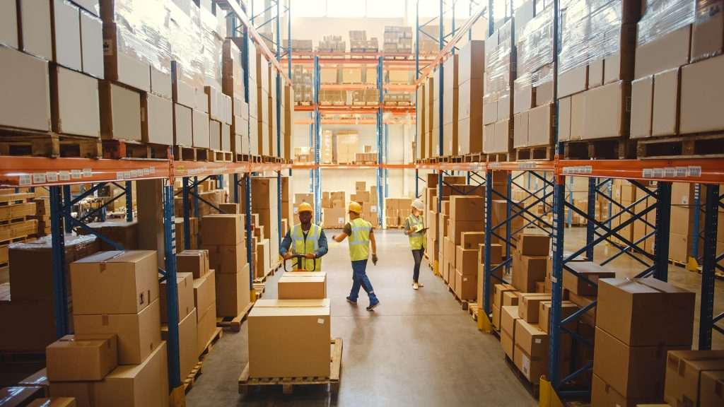 Mercado de condomínios logísticos tem ano de recordes de estoque e absorções