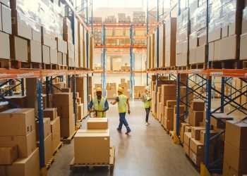 Mercado de condomínios logísticos tem ano de recordes de estoque e absorções