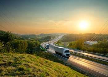 Volkswagen, Volvo e Scania entram no negócio de aluguel de caminhões