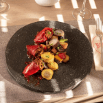 Concha y Toro inaugura o Bodega 1883, um wine bar e restaurante sustentável, no Chile