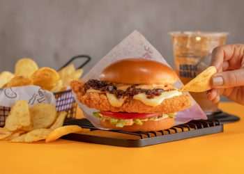 Aussie Grill, do mesmo grupo do Outback, abre primeira loja física no Brasil