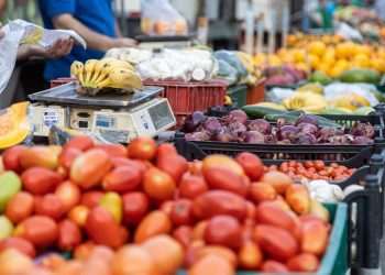 Bloqueios nas estradas têm impacto no abastecimento de supermercados e restaurantes