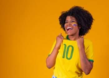 Marcas se adaptam às imposições de Fifa e CBF para falar de Copa