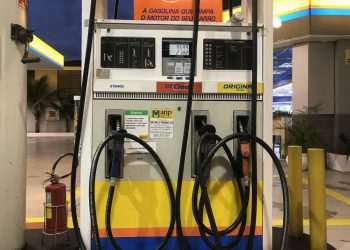 gasolina e etanol Lula barra prorrogação da desoneração sobre combustíveis