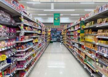 Gigantes regionais do atacarejo se armam para expandir suas redes