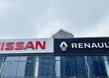 Renault deve reduzir participação na Nissan de 40% para 15%