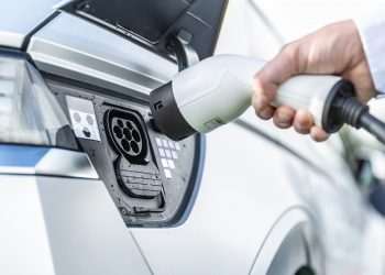 Frota de veículos elétricos deve superar 11 milhões de autos e comerciais leves no Brasil em menos de 20 anos