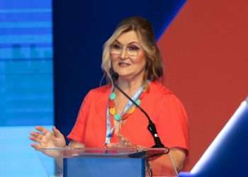 Caixa estuda melhorar linha de crédito para automóveis, diz Rita Serrano