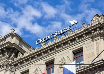 Banco UBS fecha acordo para comprar Credit Suisse por US$ 3,25 bilhões