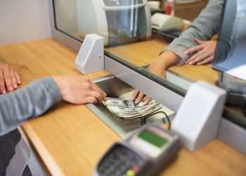 Força de bancos médios alimenta receio de crise nos EUA