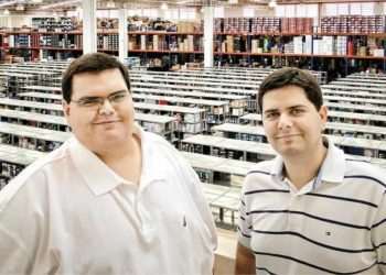 Kabum: quem são os irmãos que tentam suspender negócio com o Magazine Luiza