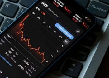 Grandes bancos dos EUA perdem bilhões após prejuízo do SBV Financial Groupup