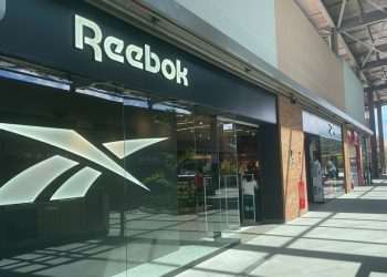 Reebok inaugura no Paraná primeira loja física da marca no Brasil
