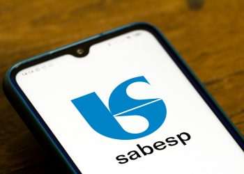 Tarcísio diz que prevê a privatização da Sabesp para 2024