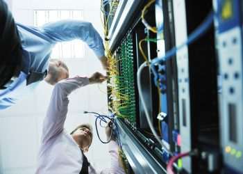 Profissionais 40+ estão no alvo do setor de tecnologia