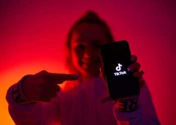 TikTok é tendência para vendas, mas usuários ainda desconfiam