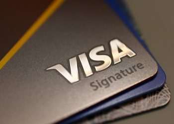 Visa lança primeiro cartão Visa Signature para PJ no Brasil