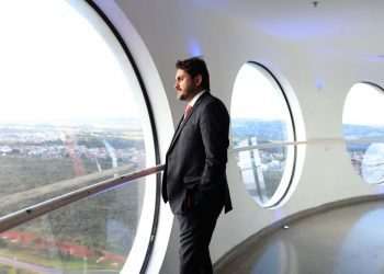 Ministro diz que pasta calcula custo público para antecipar implantação do 5G