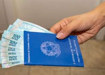 1 de Maio: o valor do salário mínimo sobe para R$ 1.320