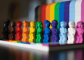 Aplicativo mapeia estabelecimentos inclusivos para pessoas LGBT+