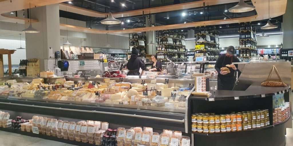 Dom’s Kitchen & Market, no bairro de Old Town