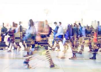 Como sua empresa se prepara para enfrentar a queda da taxa de natalidade no Brasil?