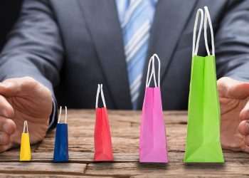 Depois da tempestade vem a bonança e o vento sopra a favor do varejo neste semestre