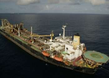 Petrobras conclui leilão para primeira reciclagem verde de plataforma