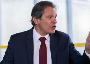 Deputados liderados por SP derrubam incentivo pedido por Haddad a BYD na reforma