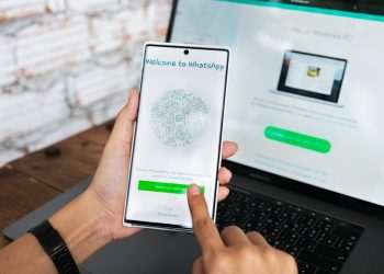 WhatsApp Web já pode ser acessado com número de telefone