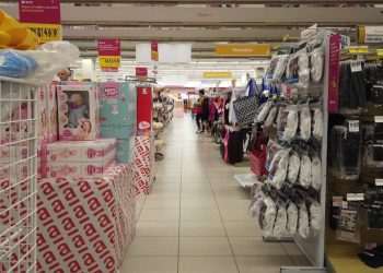 Varejo cresce 1,8% em junho em termos nominais