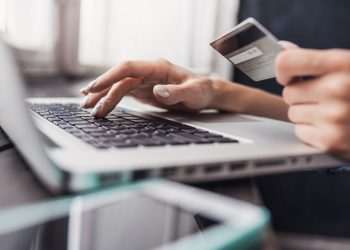 Isenção de compras online causará 2,5 mi de demissões, dizem entidades