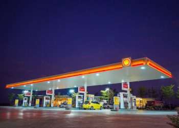 Shell deve registrar US$ 3 bi de prejuízo no 2º trimestre e prevê queda de produção upstream