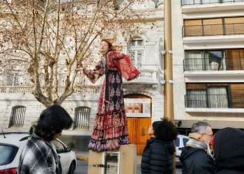 Farm Rio inaugura pop-up na Liberty, em Londres, com o objetivo de estreitar relações