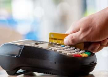 PL do Desenrola ajudará a reduzir juros do cartão, diz associação de empresas de maquininhas