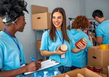 Mais que trabalhar, novos talentos querem empresas para fazer o bem